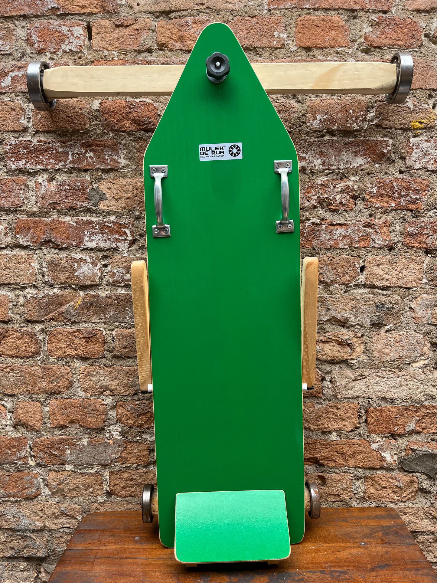 Carrinho de rolimã clássico verde escuro